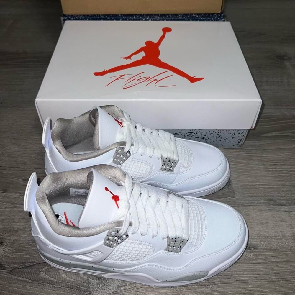 Jordan 4 - Picture 5 of 5